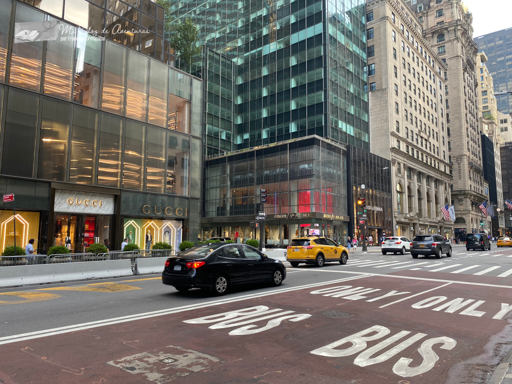 Tiendas de lujo en la Quinta Avenida Nueva York | Mi Blog de Aventuras | 2023
